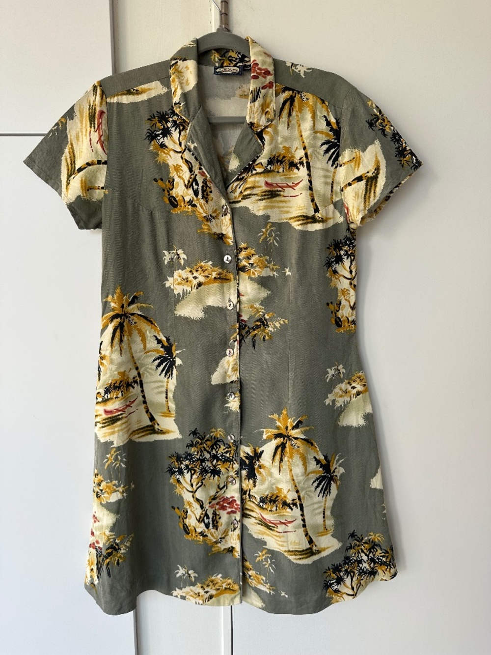 Vintage 100% Silk Tommy Bahama Shirt Dress